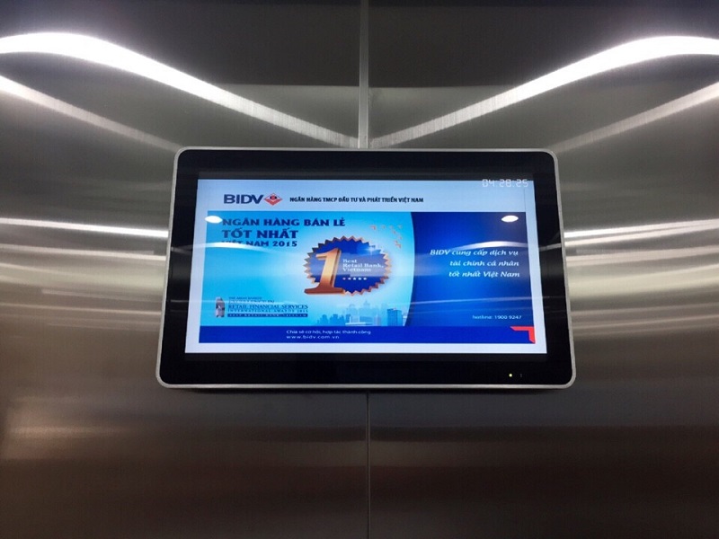 Tất tần tật thông tin về màn hình LCD quảng cáo trong thang máy